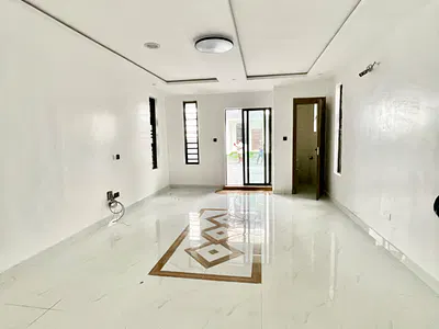 Luxury 2 Bedroom Apartment with Excellent Facility