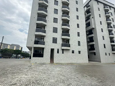 3bedrooms Apartment with BQ Available