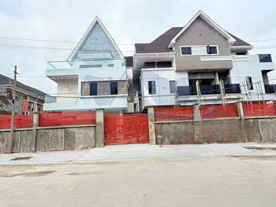 Newly Built 5 Bedroom Semi Detached Duplex with a BQ