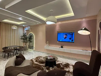Luxury 2 Bedroom Flat with Excellent Facilities