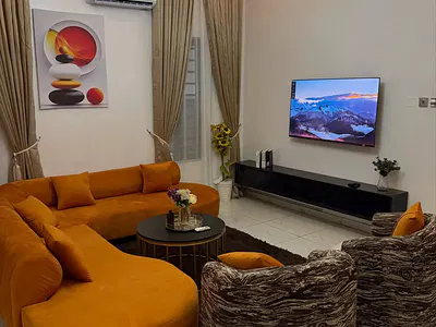 An Ensuite Well Furnished Apartment