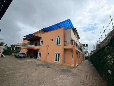 Very Spacious 1 Bedroom Flat