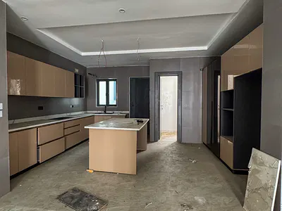 Modern 2 Bedroom Apartment
