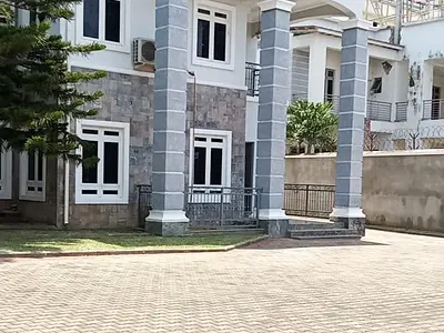 5 Bedroom Semi Detached Duplex