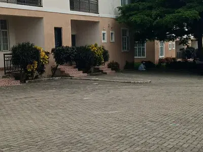 3 Bedroom Flat