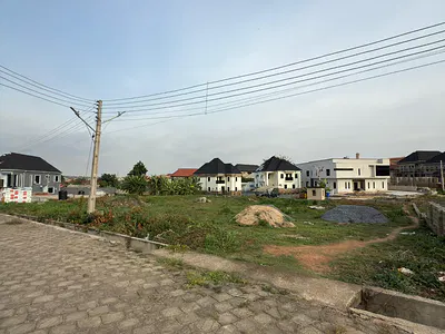 935SQM Dry Parcel of Land