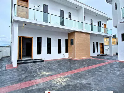 Modern 4 Bedroom Semi Detached Duplex