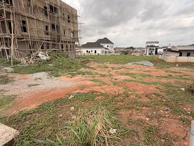 1090SQM of Land