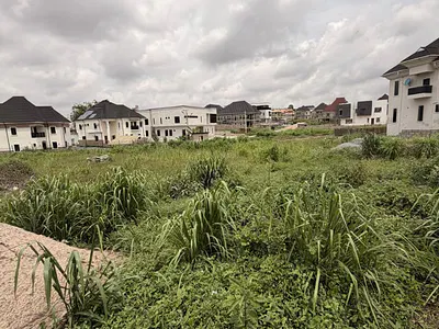 1, 000 SQM