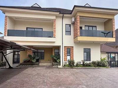 Luxury 5-Bedroom Detached Duplex with 2 Guest Chalet & BQ
