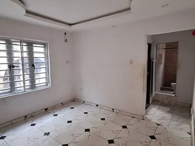 Sweet Mini Flat with Pop in a Secured Estate