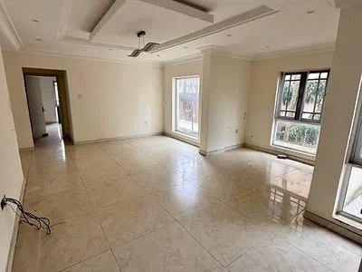 Luxury 2 Bedroom Apartment Fully Serviced