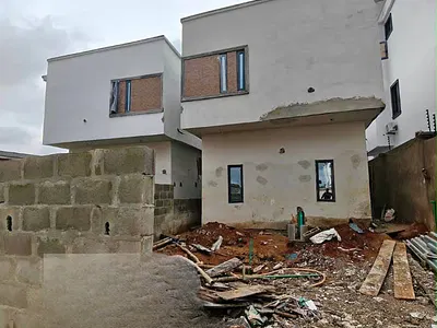 Brand New 3 & 2 Bedroom Duplexes