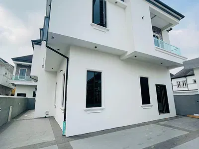Premium Layout: 5 Spacious, Fully Detached Bedrooms + Separate BQ