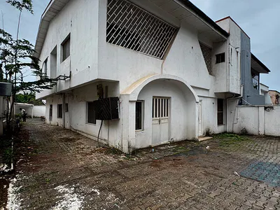 Spacious 4bedrooms Semi Detached Duplex, 2 Living Rooms and 2rooms BQ