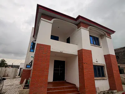 Brand New Units of 3bedrooms Flats at Ikate, Lekki
