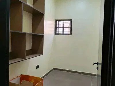 2 Bedrooms Flat