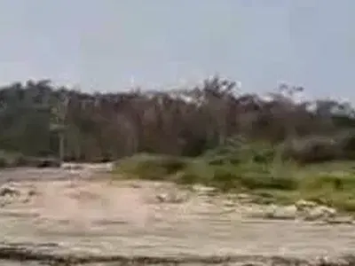 2 Plots of Land Completly Dry Just a Plot to the Main Tarred Road