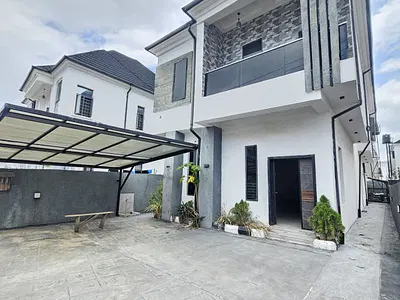 Spacious 4 Bedroom Fully Detached Duplex with BQ and Swimming Pool