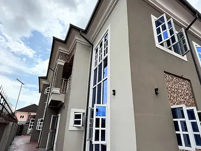 6 Bedroom Duplex