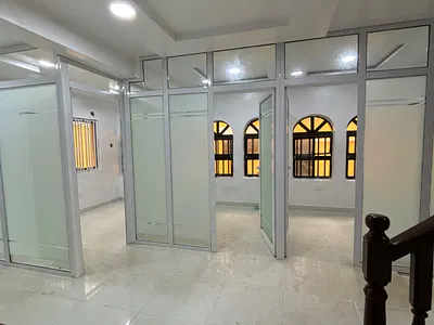 7 Rooms Office Space for Rent, 3 Regular and 4 Large