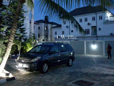 Serviced Commercial Property in Lekki Phase 1