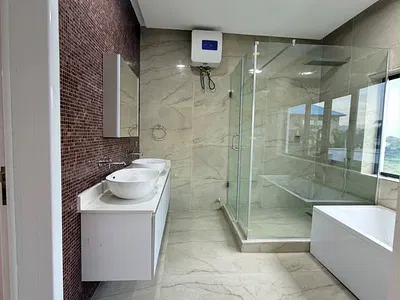 Luxury 3bedroom Duplex + 2room Basement BQ