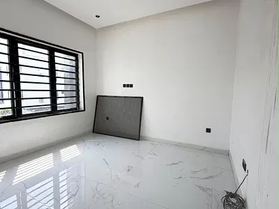 Serviced 3 Bedroom with Swimming Pool