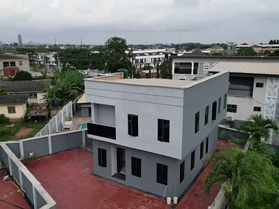 Fully Detached 3-Bedroom Duplex with BQ