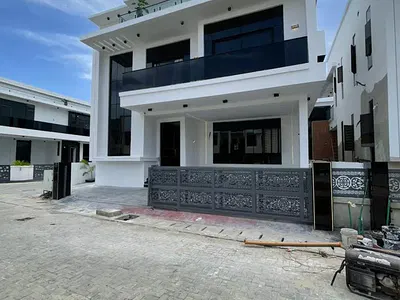 5bedroom Fully Detached Duplex