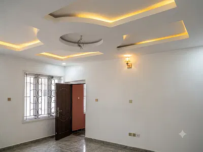 A Spacious and Standard 2 Bedroom Apartment in an Estate in Gbagada