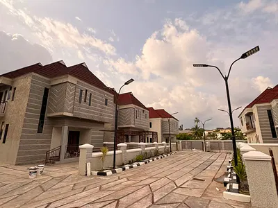 Detached Fully Furnished 4-Bedroom Duplex