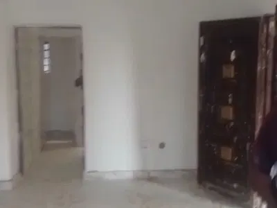 Newly Built 2 Bedroom Flat Both Up and Downstairs