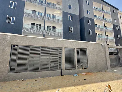 2 Bedroom Apartment with Elevator and Gym