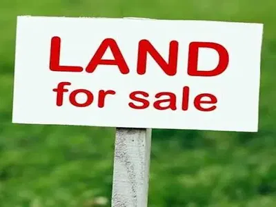 Land with a Demolishable Structure