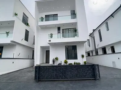 5 Bedroom Detached Duplex with BQ & Pool
