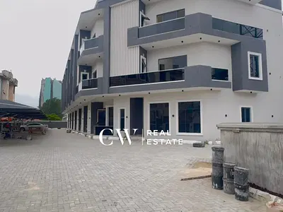 4-Bedroom Terrace Duplex with BQ in Oniru VI