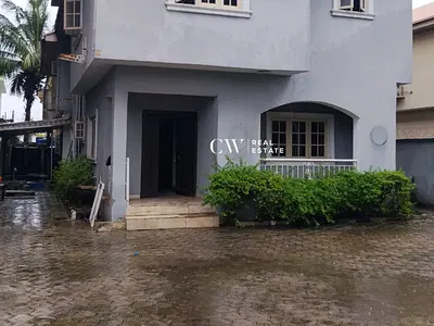 5 Bedroom Duplex