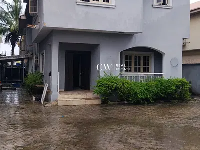 5 Bedroom Duplex
