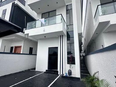 Newly Built 5BR
