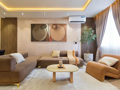 Newly Renovated 2 Bedroom Apartment with PS5, Snooker Board, a