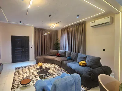 A Luxurious 3 Bedroom in a Beautiful Estate