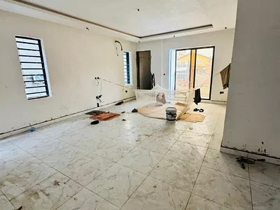 Lovely Built 3 Bedroom Apartment