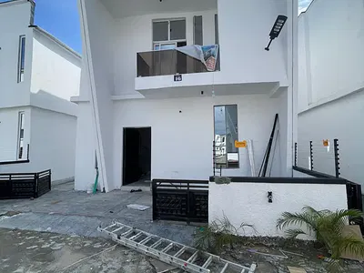 Luxury 3 & 4bedroom Fully Detached Duplex