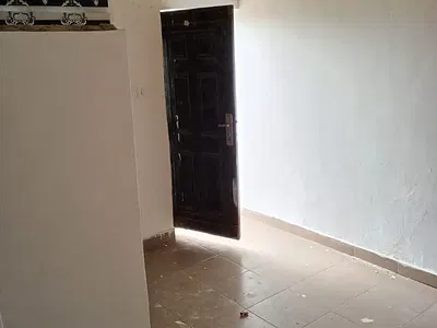 Self Contain Available