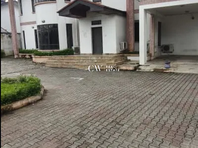 6 Bedroom Detached Mansion with 3BQS
