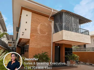 5 Bedroom Detached Duplex