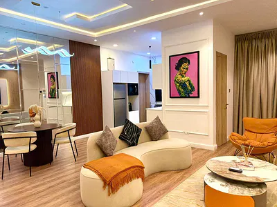 Luxuriously Furnished One Bedroom in a Nice Estate