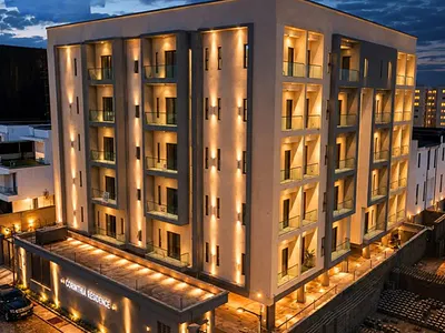 Newly Built 1 & 2 Bedroom Apartment with Pool and Gym for