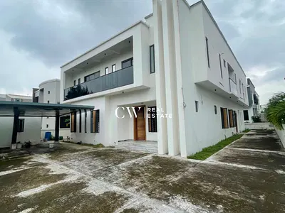 5 Bedroom Detached Duplex in Ajah
